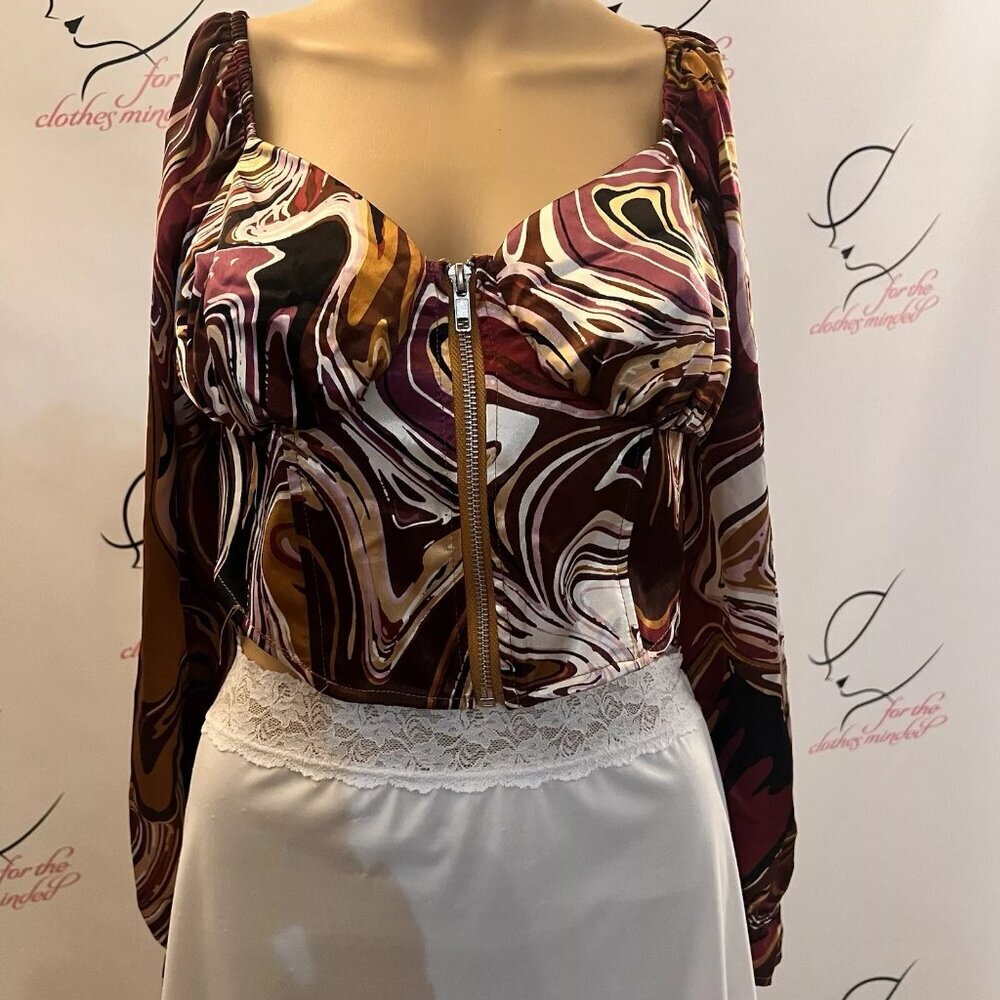 O.L.M. Size XL. Shirring Back. Long Raglan Sleeve. Ruffle. Halter. Zip. B110